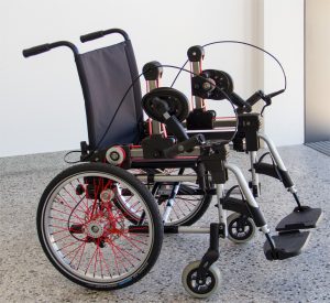 Gelenkeschonender Rollstuhl mit Kurbelantrieb (c) TU Wien